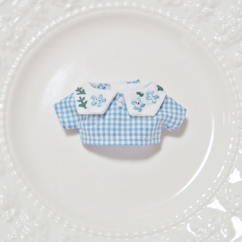 ネモフィラの刺繍シャツ