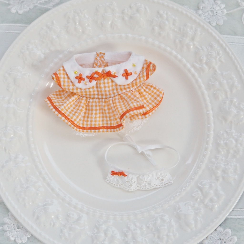 金木犀の刺繍ワンピース