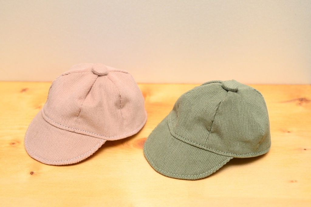 コーデュロイキャップ