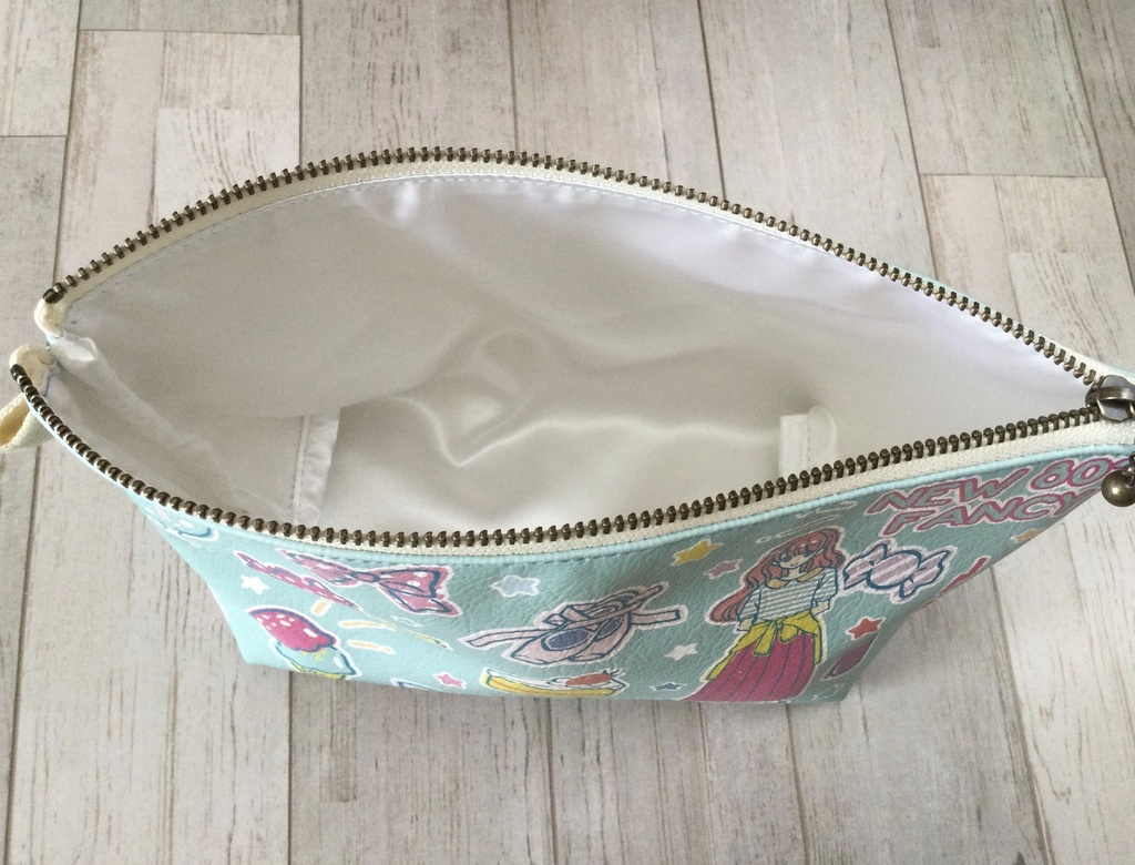 New 80‘s Fancy ポーチ(2色)