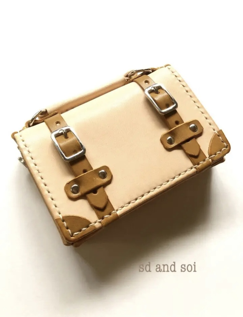 トランク風名刺入れ ドールにも!