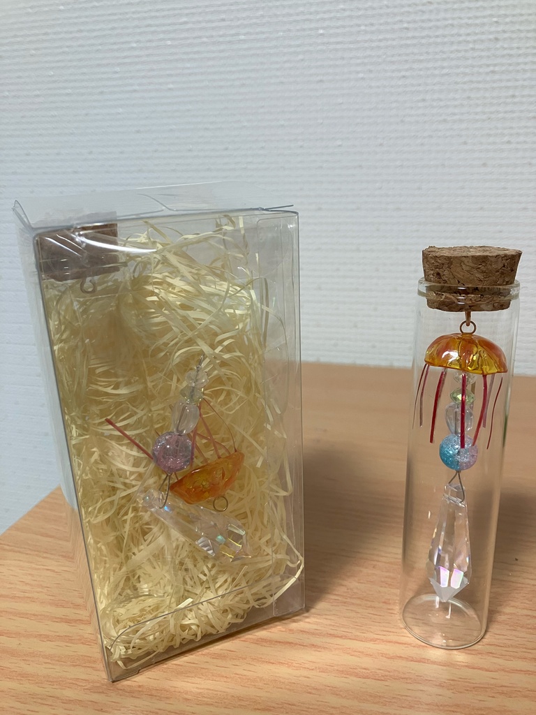 クラゲのサンキャッチャー