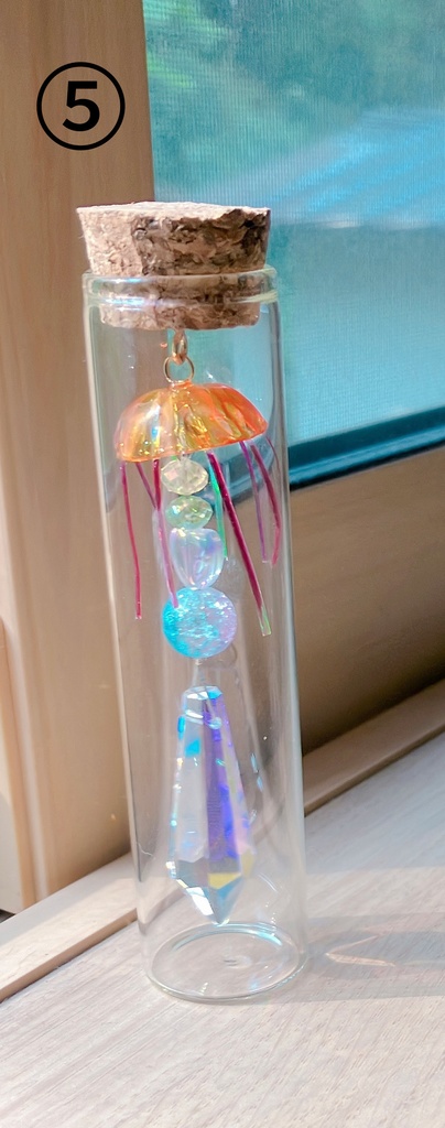 クラゲのサンキャッチャー