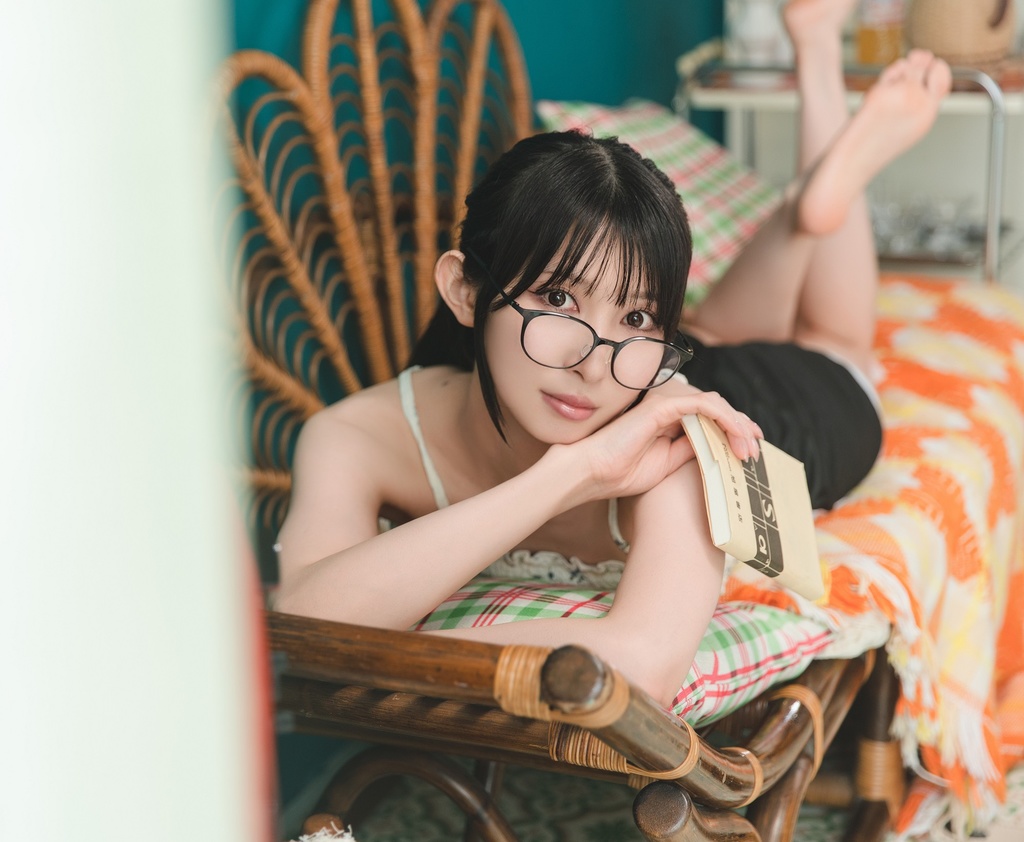 【残り1個】写真集『夏色。』