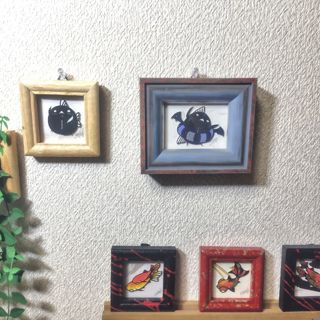 【金魚切り絵】化け金魚 コウモリ浮き輪 ミニ額