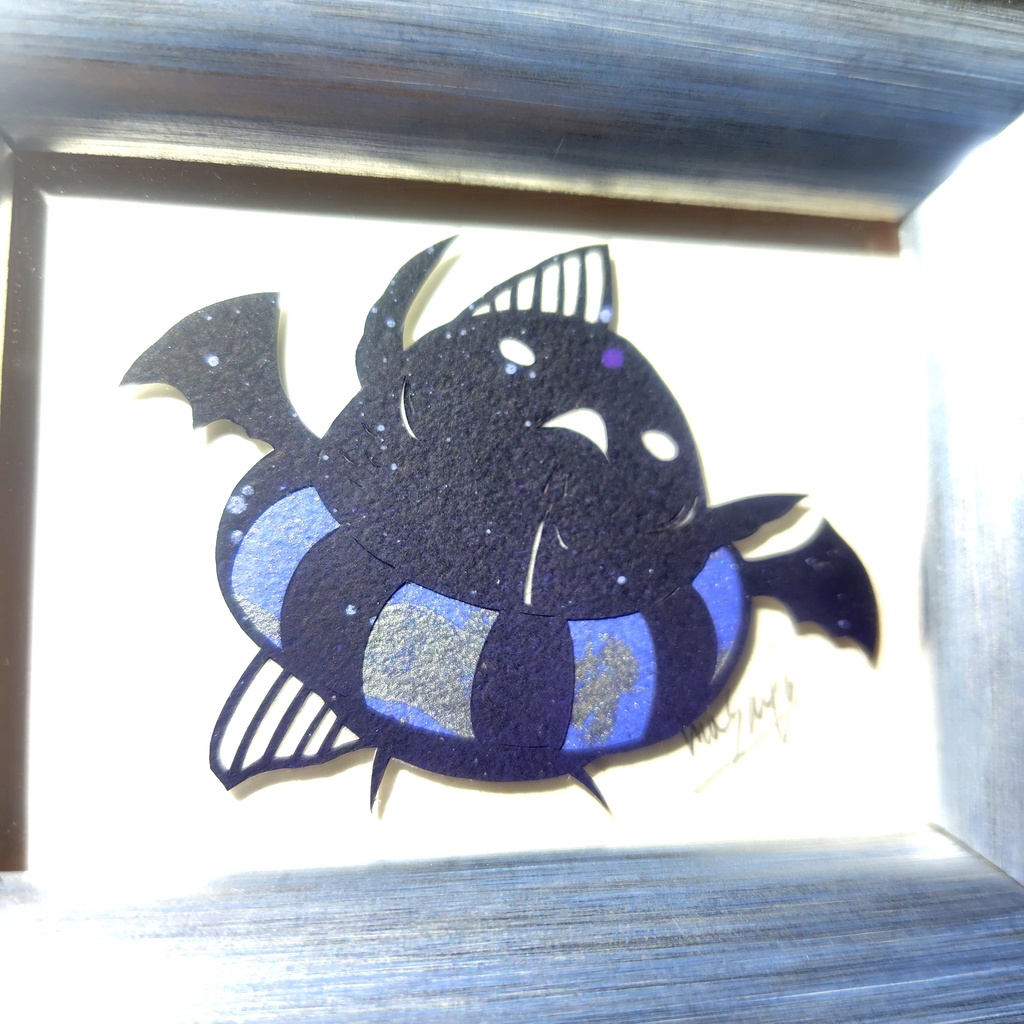 【金魚切り絵】化け金魚 コウモリ浮き輪 ミニ額