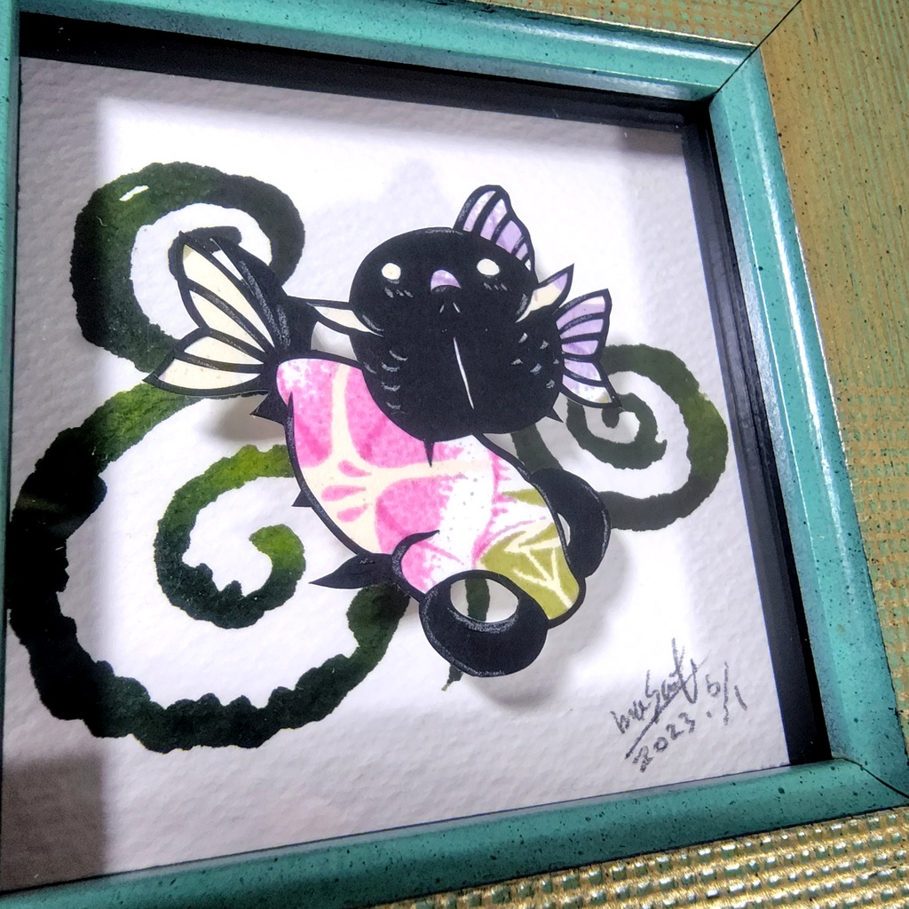 【切り絵原画】朝顔柄の頂天眼に掴まる化け金魚 ミニ額