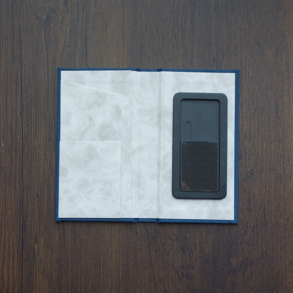 文豪スマホケース「青猫」