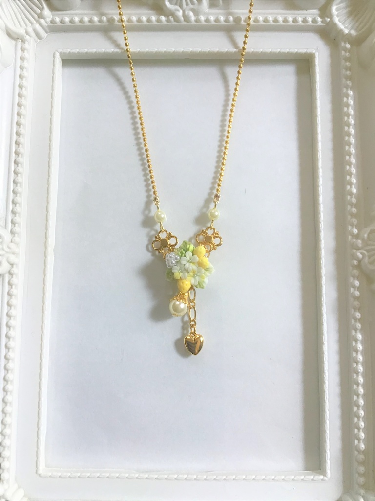 レモンブーケのネックレス