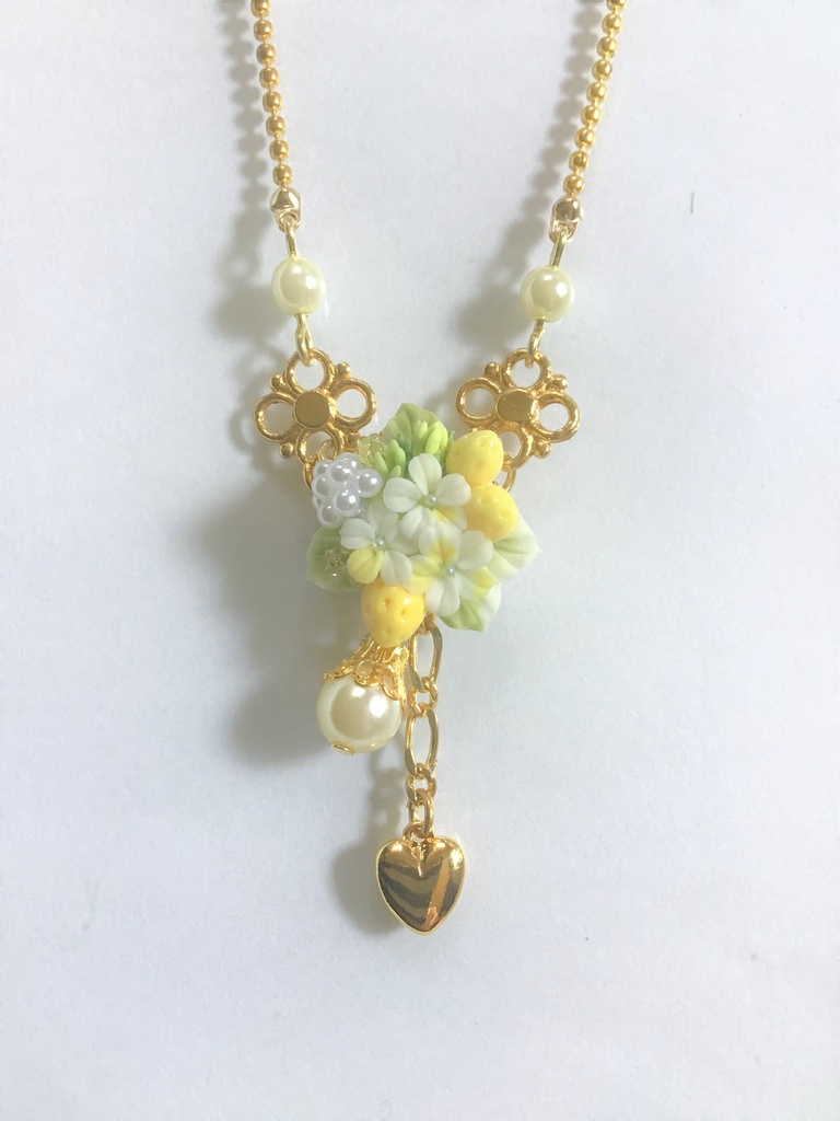 レモンブーケのネックレス