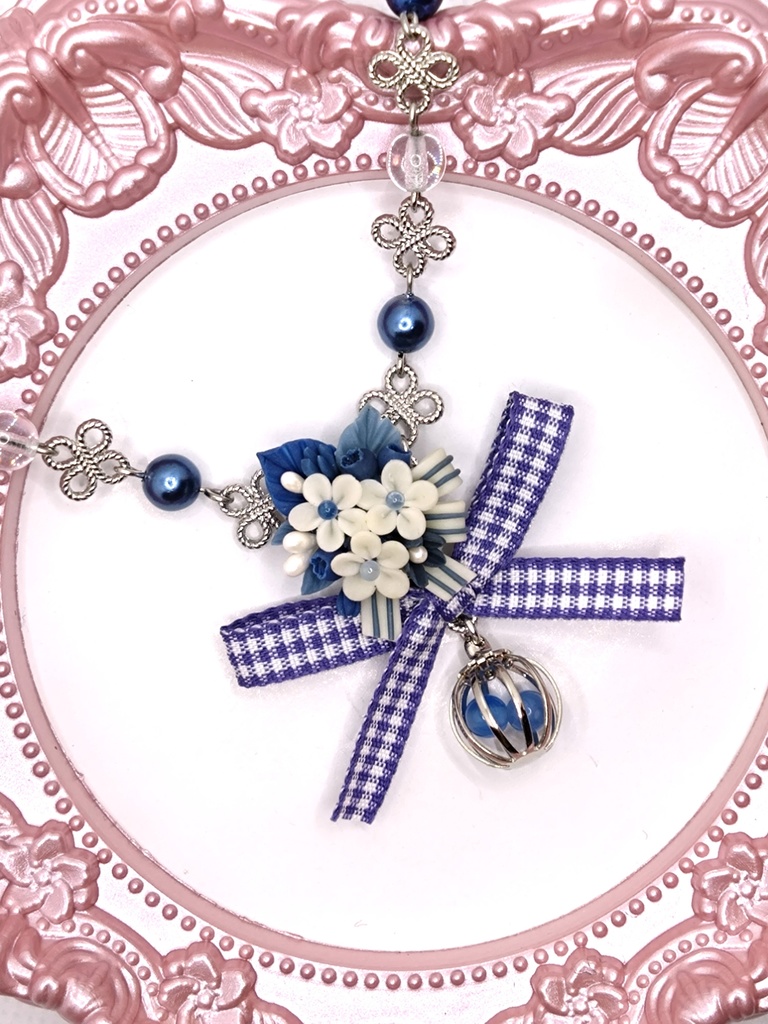 212 ブルーベリーブーケのネックレス(かごチャーム)