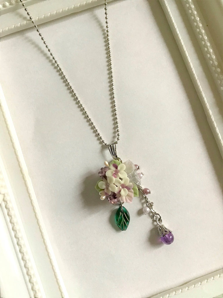 葡萄のブーケネックレス(チャーム取り外し可)