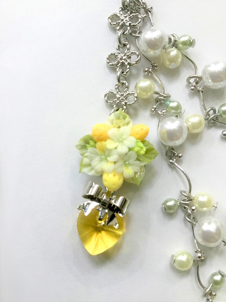49 レモンのブーケ3連ストラップ/イヤホンジャック/チャーム