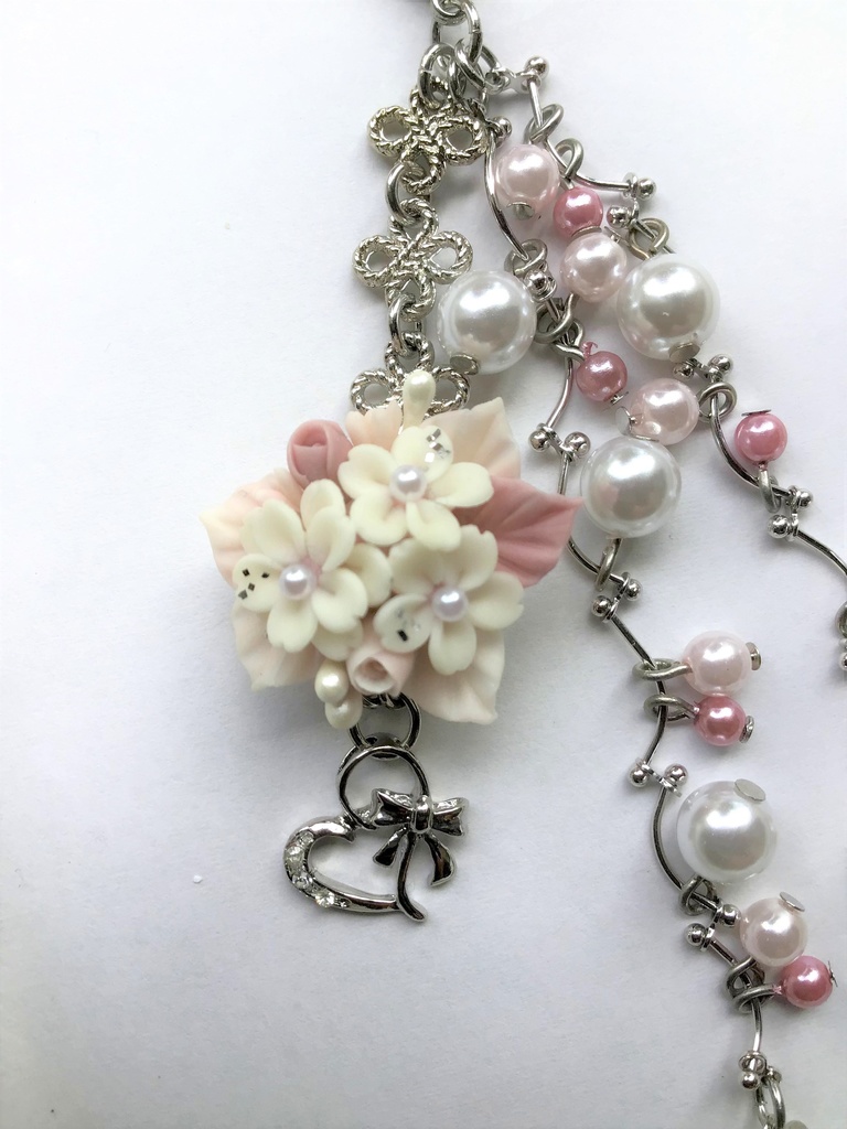 桜のブーケ3連ストラップ/イヤホンジャック/チャーム