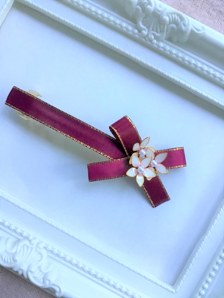 林檎の花のバレッタ（再販不可）