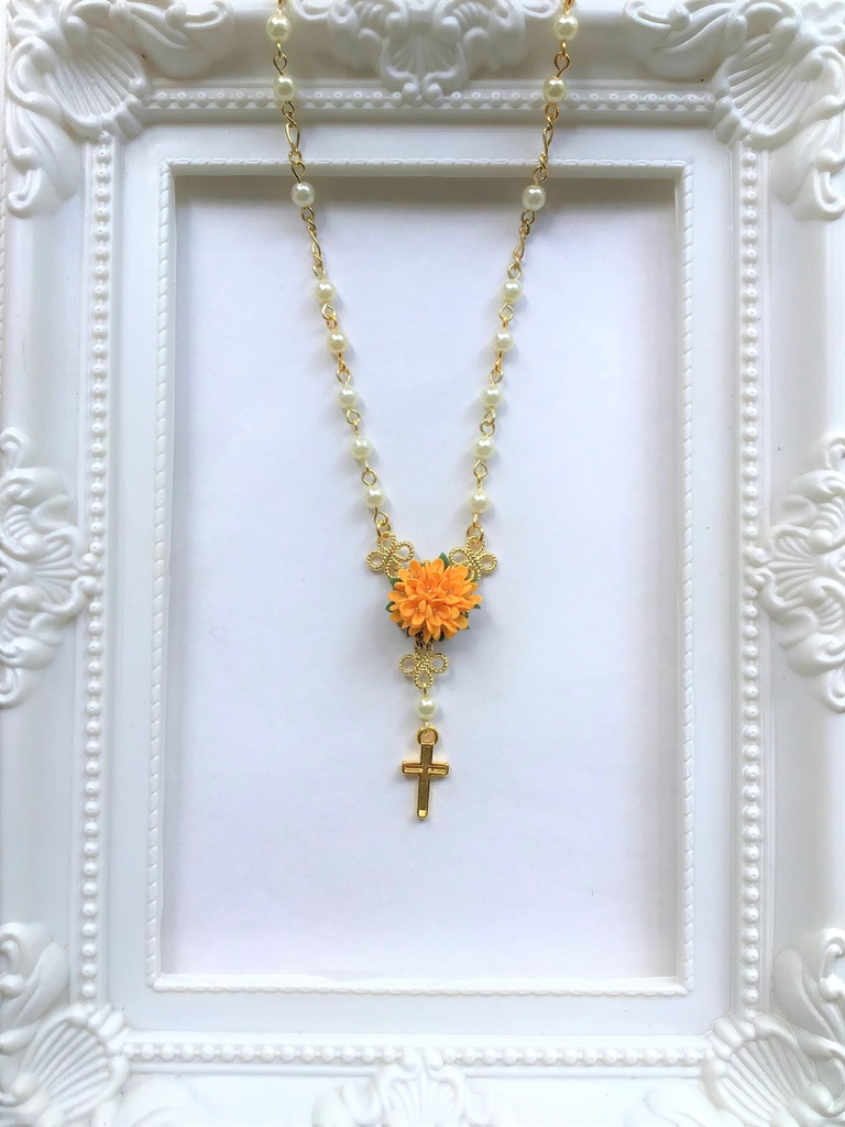 金木犀のミニロザリオネックレス(再販不可)