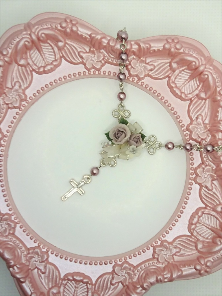 69 葡萄のリボンブーケミニロザリオネックレス