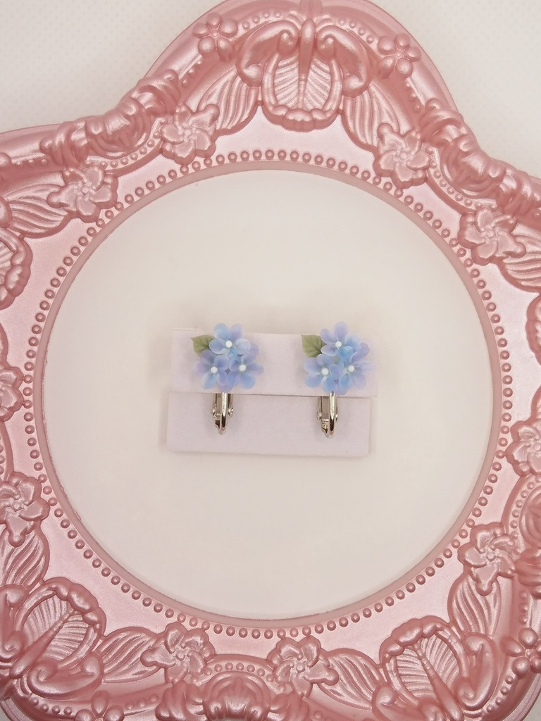 勿忘草のミニブーケイヤリング(再販不可)