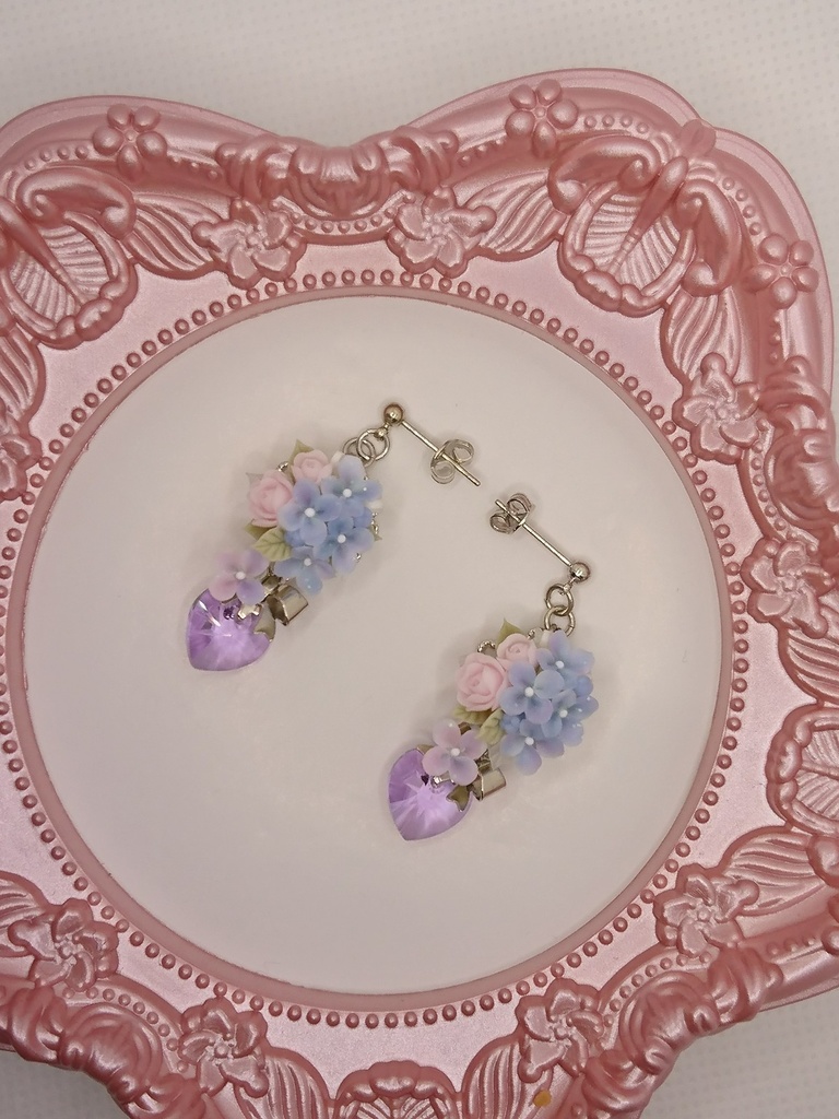 ライラックのブーケピアス/イヤリング/樹脂ノンホールピアス/クリップ式イヤリング（サージカルステンレス）