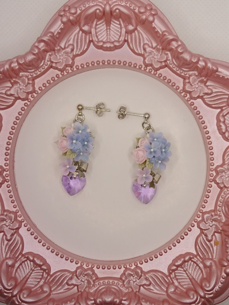 ライラックのブーケピアス/イヤリング/樹脂ノンホールピアス/クリップ式イヤリング(サージカルステンレス)