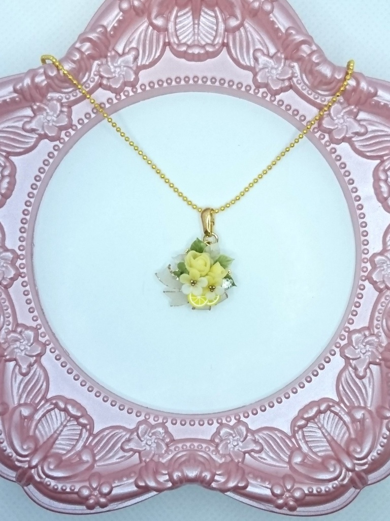 88 レモンブーケのネックレス