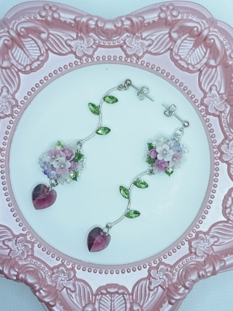 【イベント限定品】ぶどうのブーケピアス（再販不可）