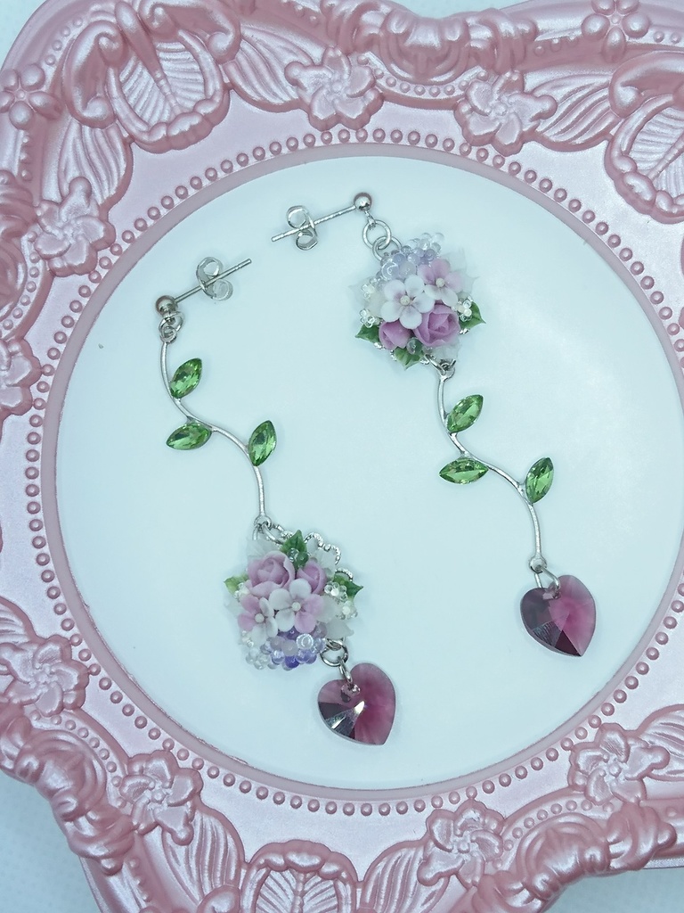 【イベント限定品】ぶどうのブーケピアス(再販不可)