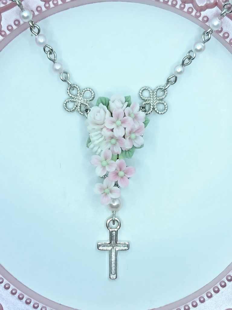EB7【BOOTH限定】花水木のブーケミニロザリオネックレス