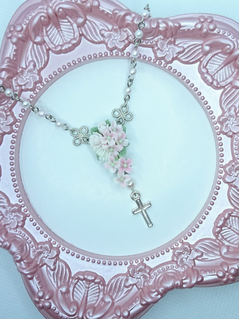 EB7【BOOTH限定】花水木のブーケミニロザリオネックレス