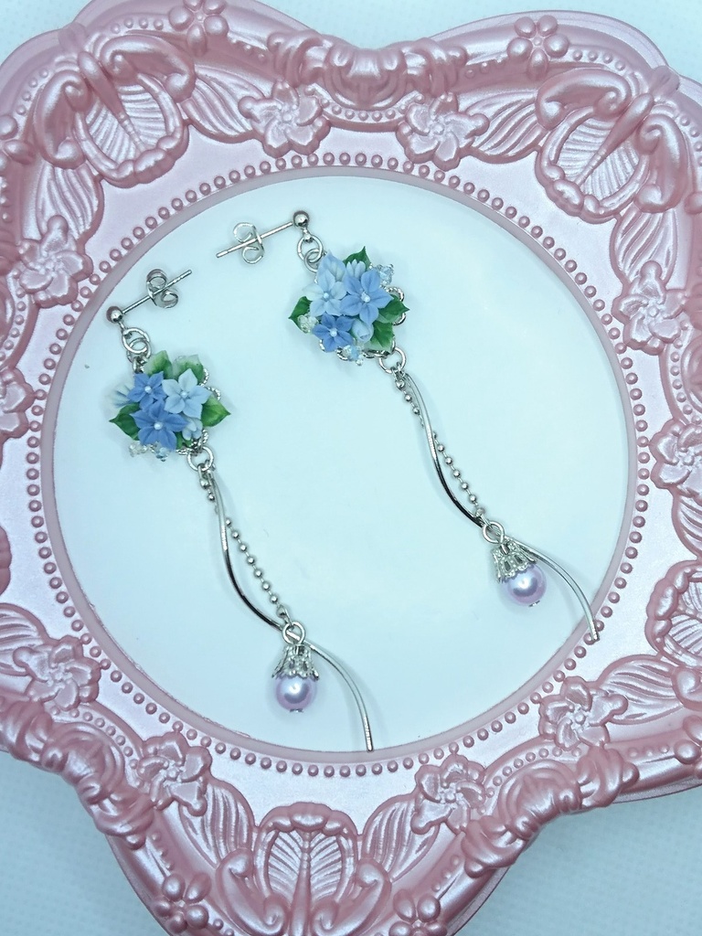 EB6【BOOTH限定】桔梗のブーケピアス(サージカルステンレス)パーツ変更可