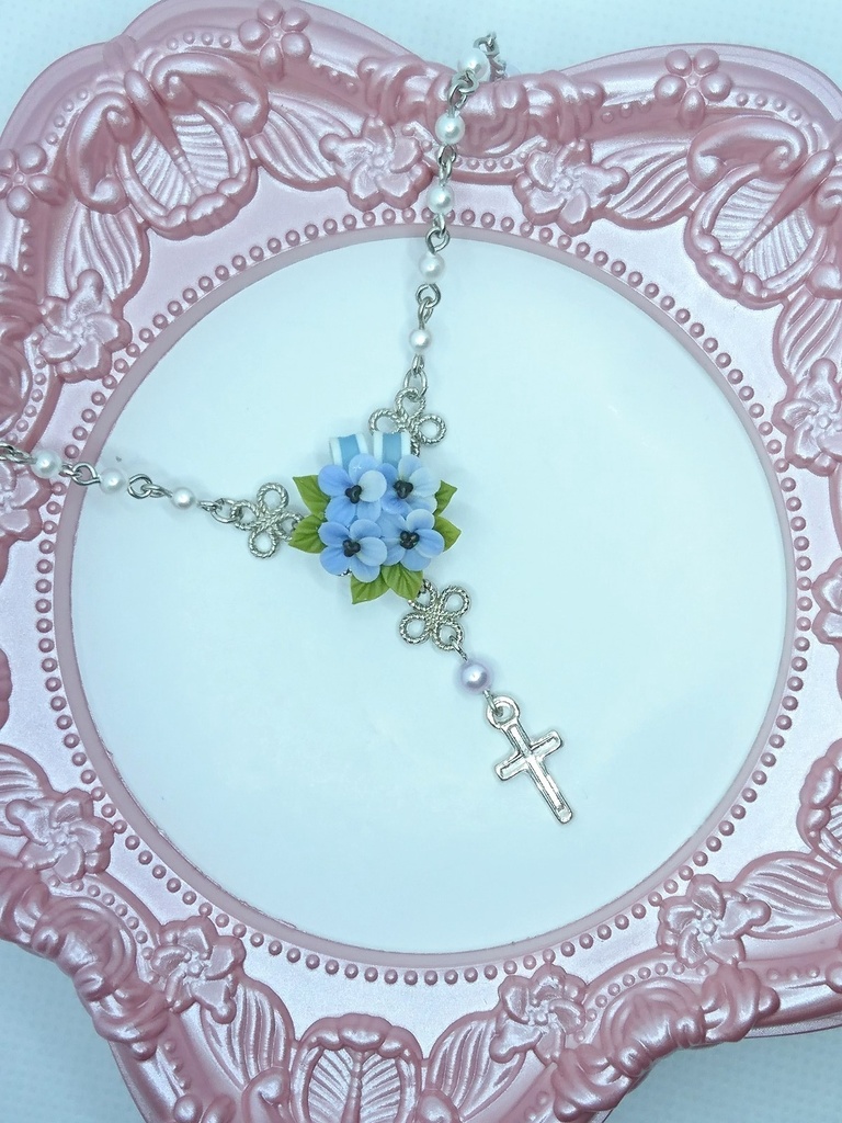 EB3【BOOTH限定】スミレのブーケミニロザリオネックレス