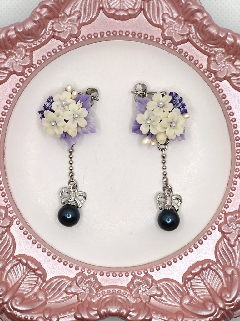 130 夜桜ブーケのピアス(サージカルステンレス)パーツ変更可