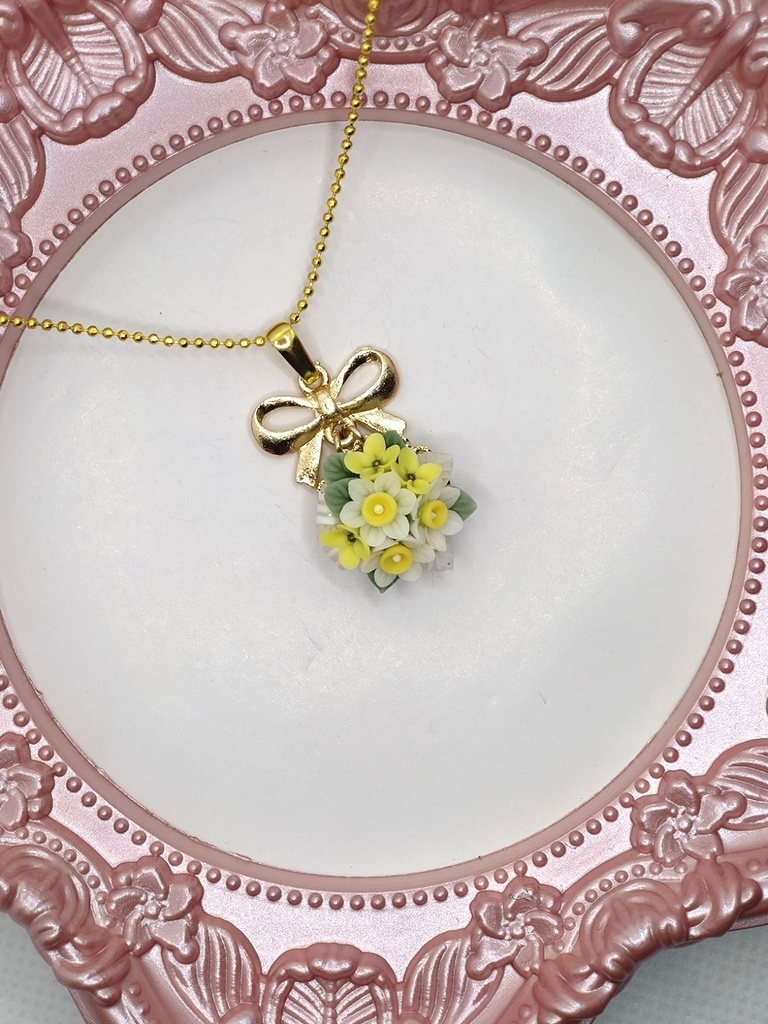 139 水仙のブーケネックレス