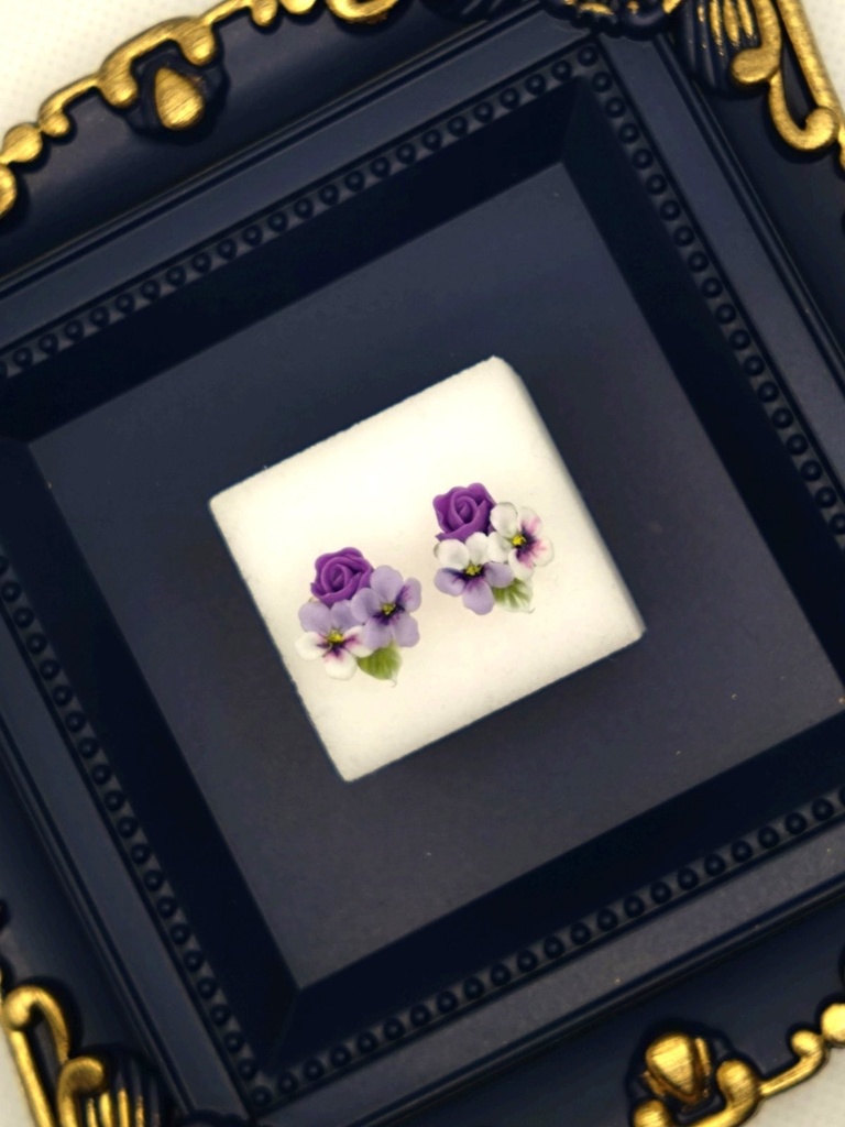 パンジーのミニブーケピアス(再販不可)