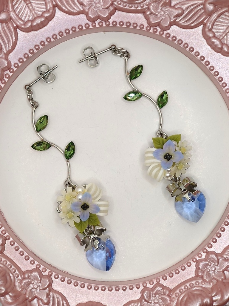 149 ベロニカのブーケピアス(サージカルステンレス)パーツ変更可