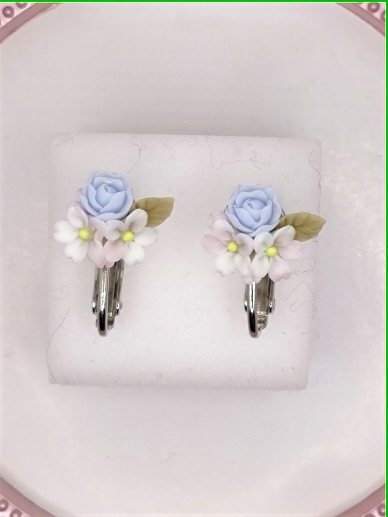 173 桜とバラのミニブーケイヤリング