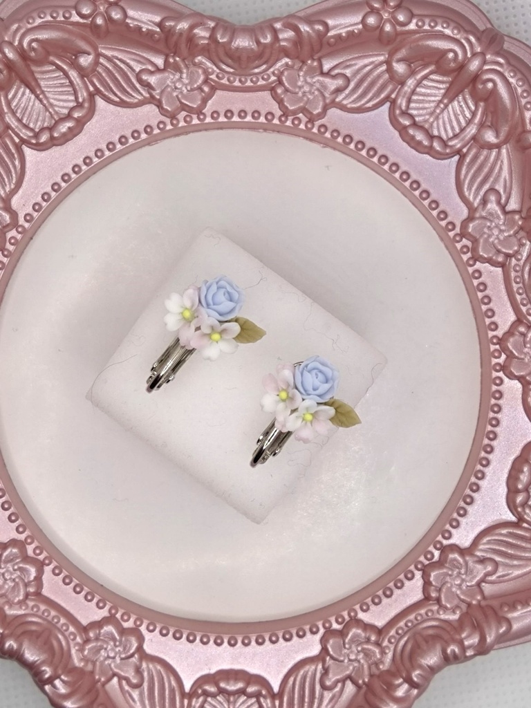 173 桜とバラのミニブーケイヤリング