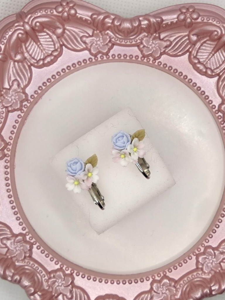 173 桜とバラのミニブーケイヤリング