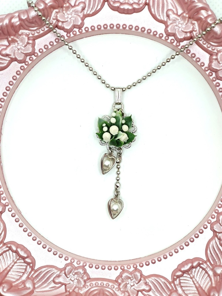 185 スズランのブーケネックレス