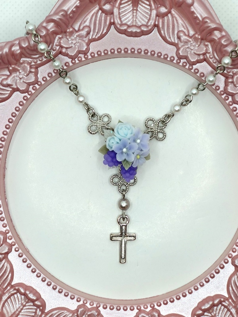 151 葡萄のブーケミニロザリオネックレス