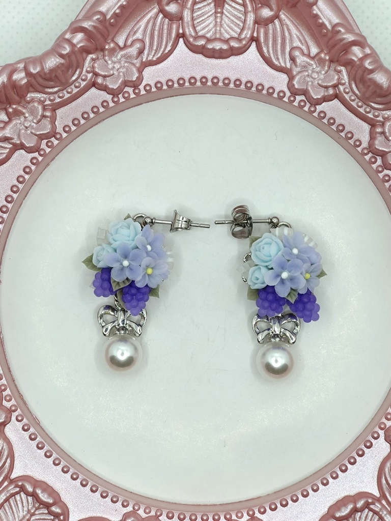 152 葡萄のブーケピアス(サージカルステンレス)パーツ変更可