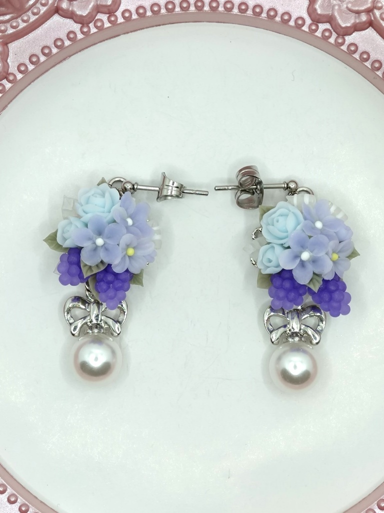 152 葡萄のブーケピアス(サージカルステンレス)パーツ変更可