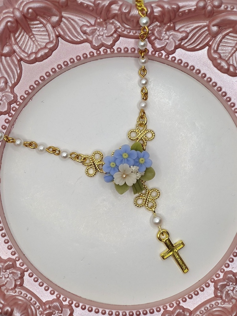 159 勿忘草のブーケミニロザリオネックレス