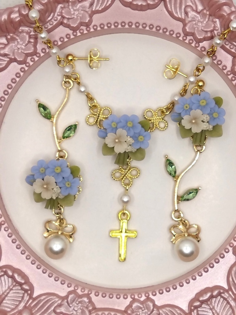 160 勿忘草のブーケピアス(サージカルステンレス)パーツ変更可