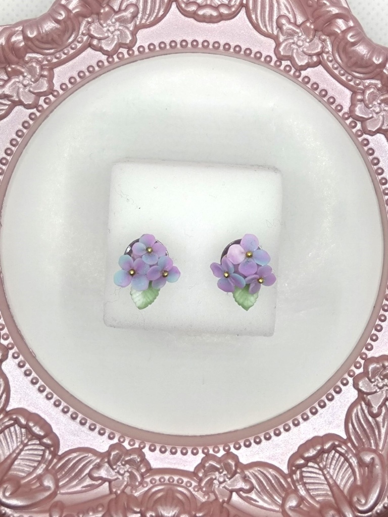 223 紫陽花のミニブーケピアス(サージカルステンレス)