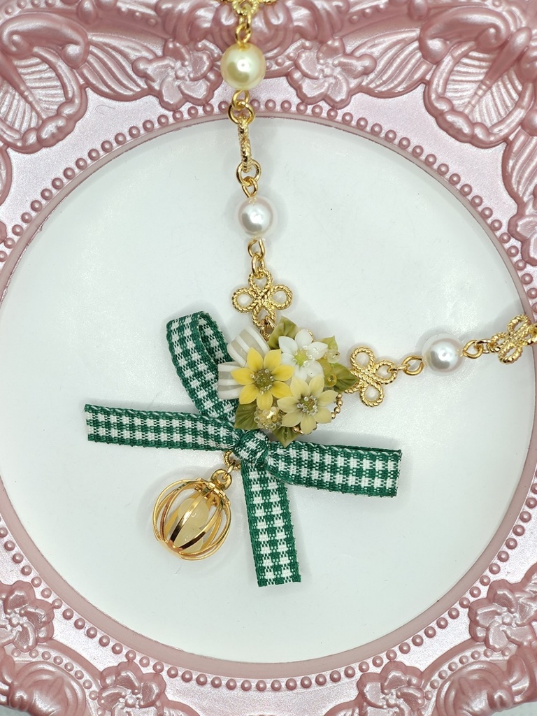 ひまわりのブーケネックレス(かごチャーム)