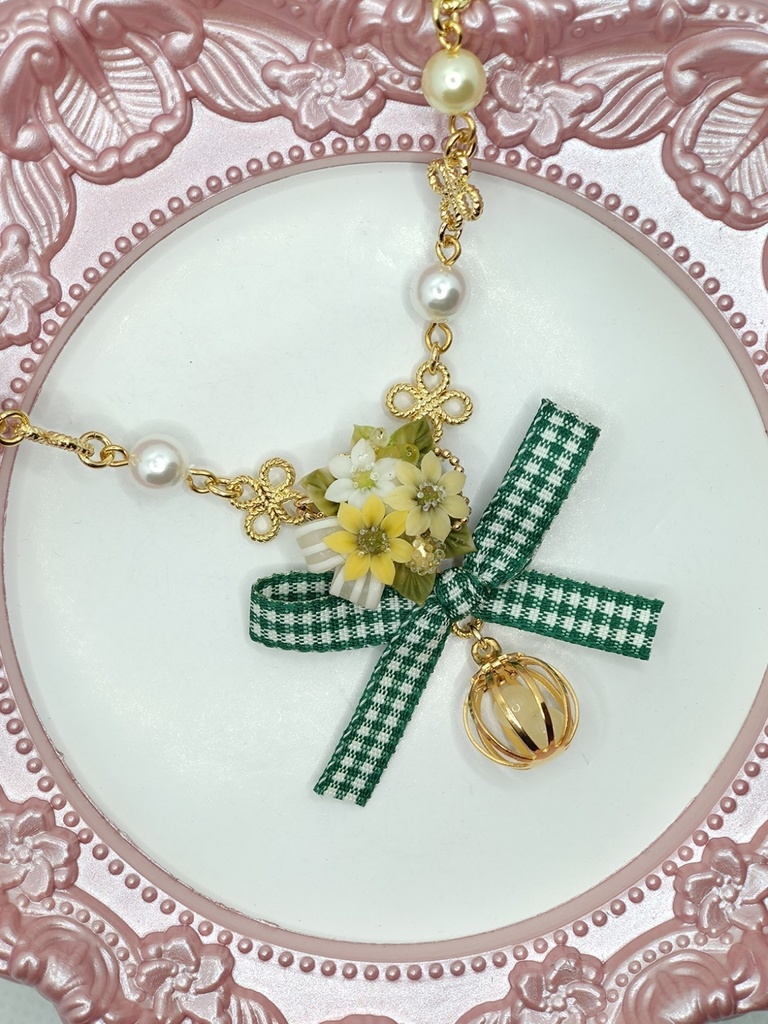 ひまわりのブーケネックレス(かごチャーム)