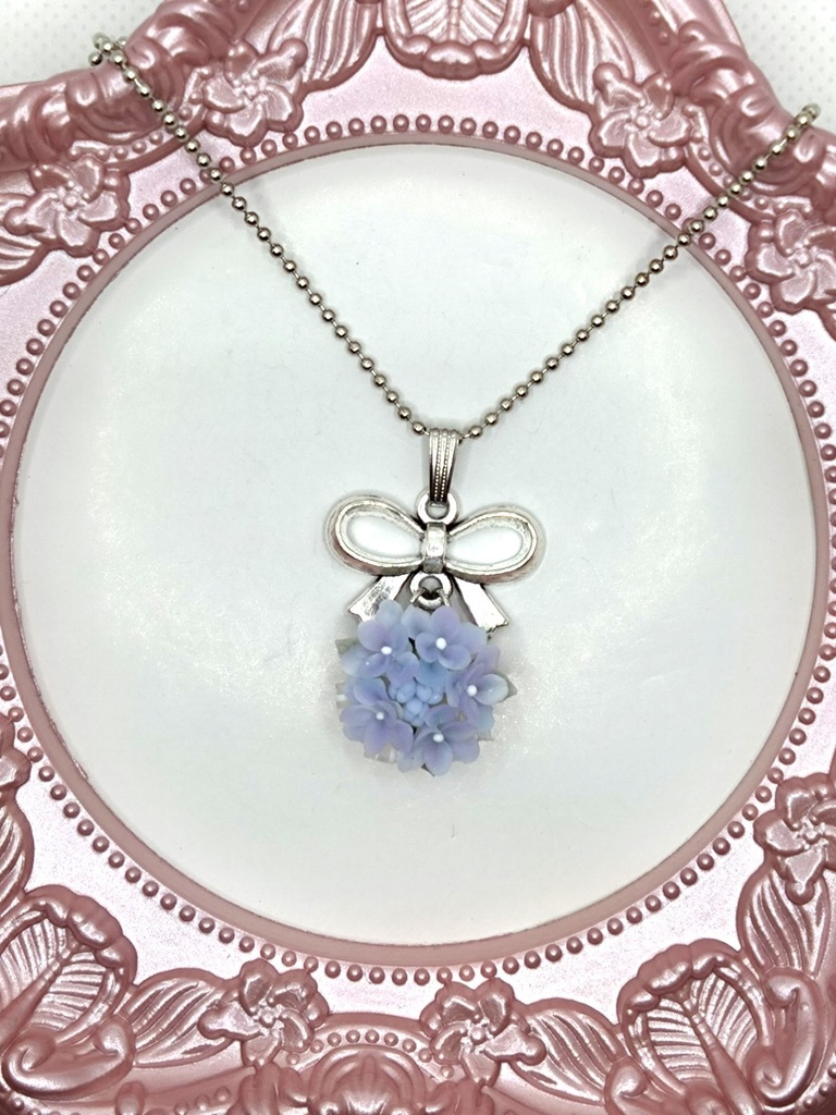 225 紫陽花のブーケネックレス