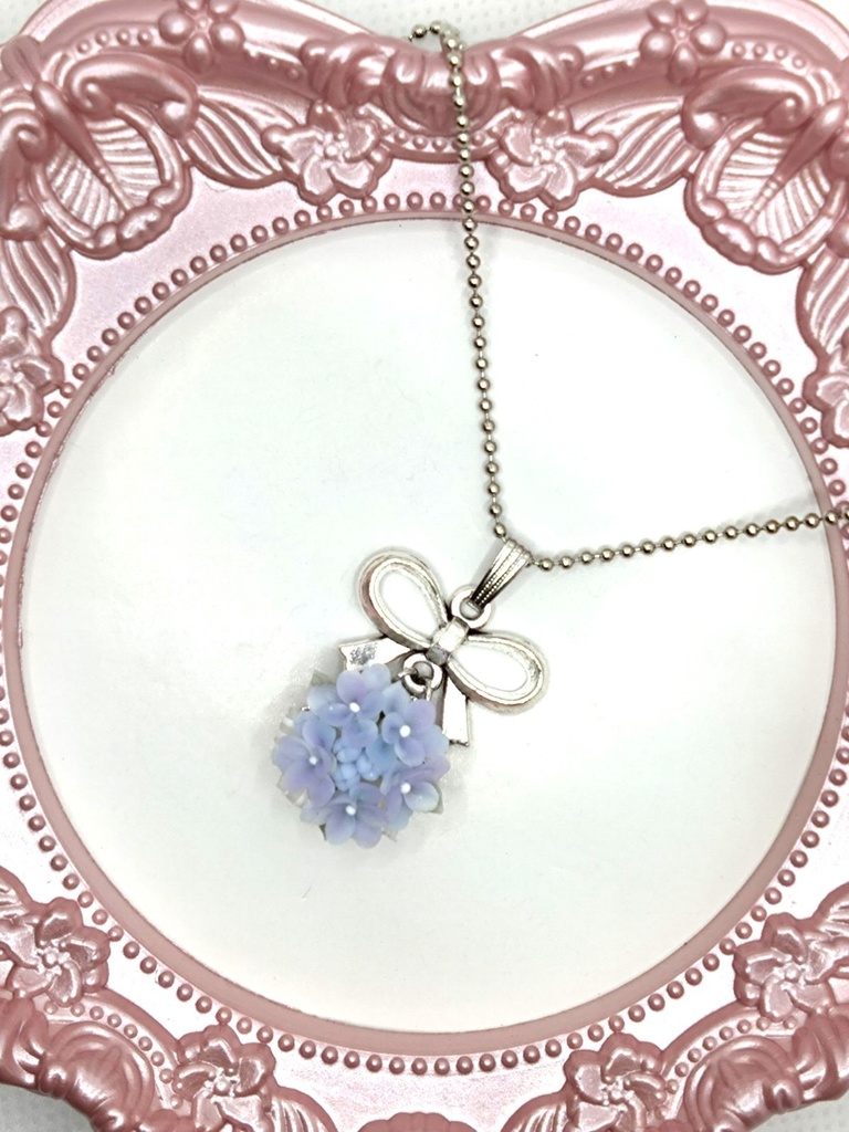 225 紫陽花のブーケネックレス