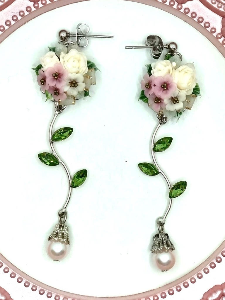 247 桜のブーケピアス(サージカルステンレス)パーツ変更可